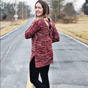 Madison Lilly Marbled Maroon Cut Out Sweater Size M